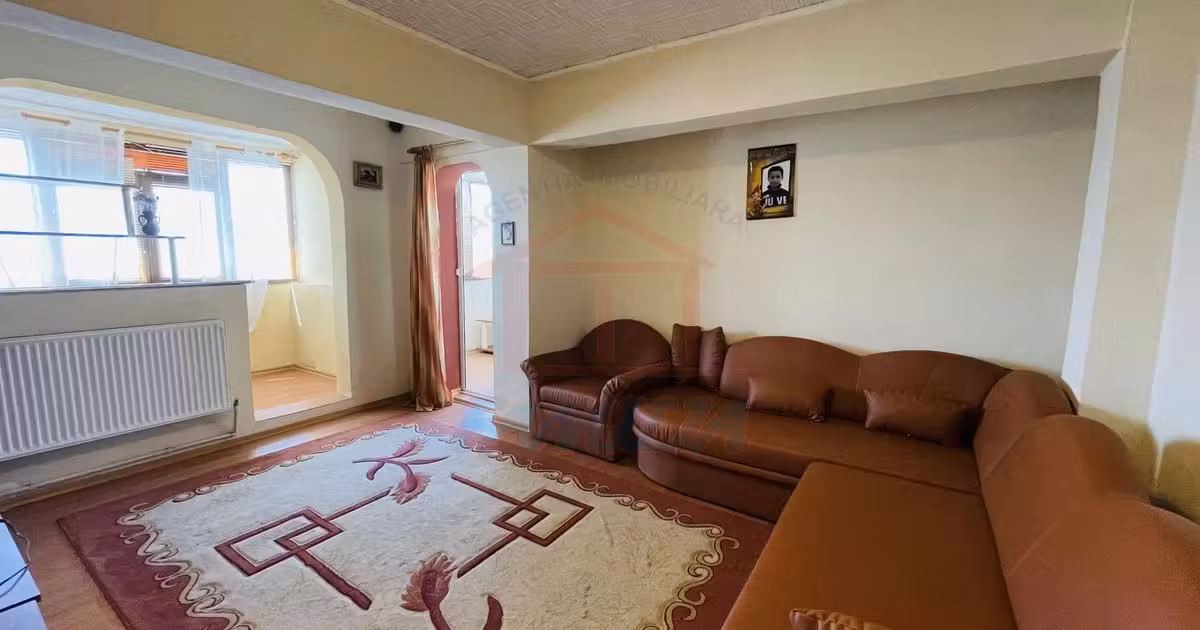 Apartament de vânzare cu 3 camere Galați