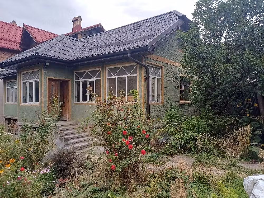 Casa de vanzare 5 camere, mun.Sacele