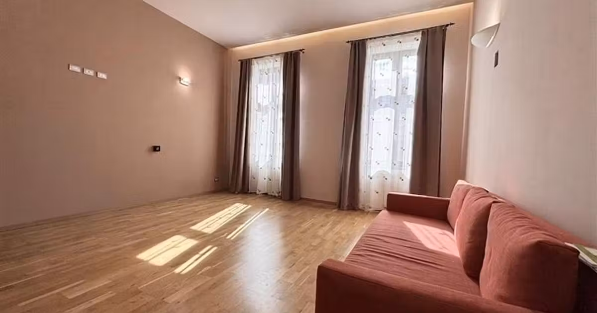 Apartament de vânzare cu 2 camere, mobilat în zona Ultracentral, Oradea