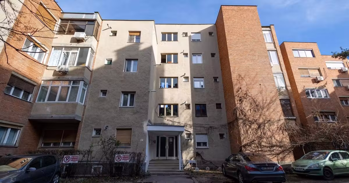 Apartament de vânzare cu 3 camere în zona Ultracentral, Arad