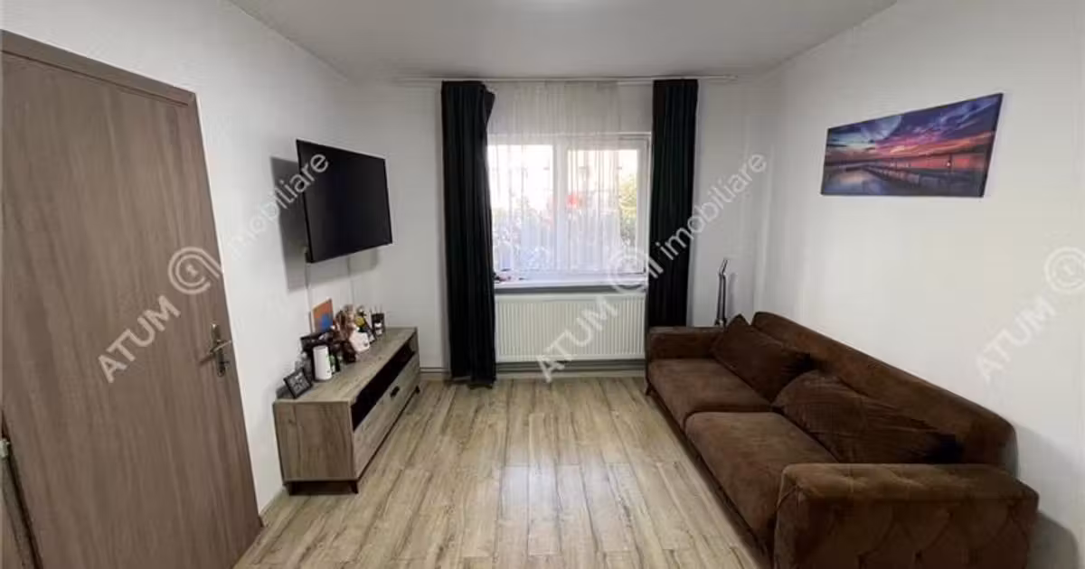 Apartament de vânzare cu 2 camere, mobilat în zona Hipodrom 1, Sibiu