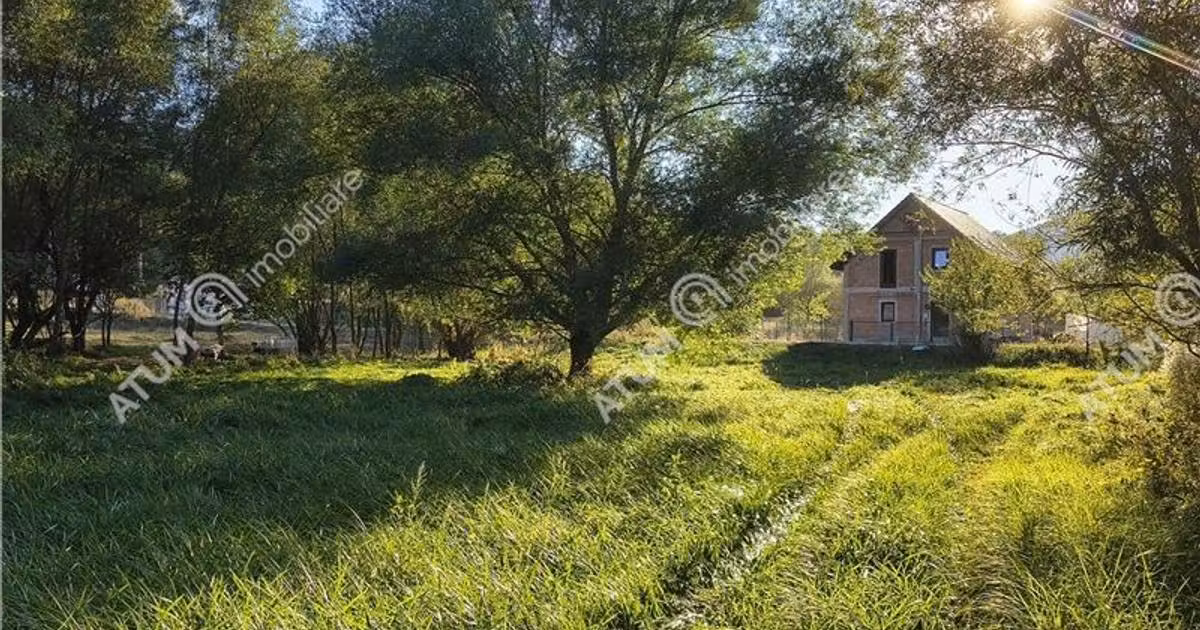 Teren extravilan de vânzare de 2420 mp, în Fântânele