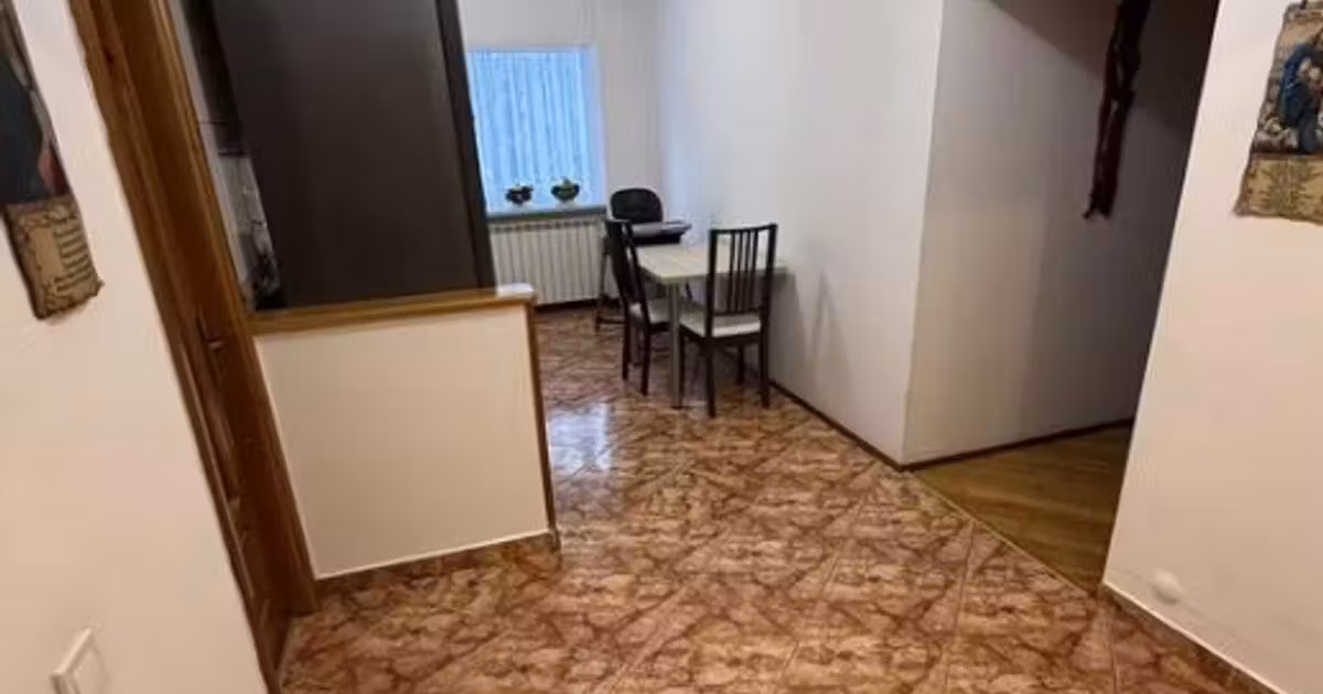 Apartament de vânzare cu 3 camere în zona Lacul Tei, Sector 2
