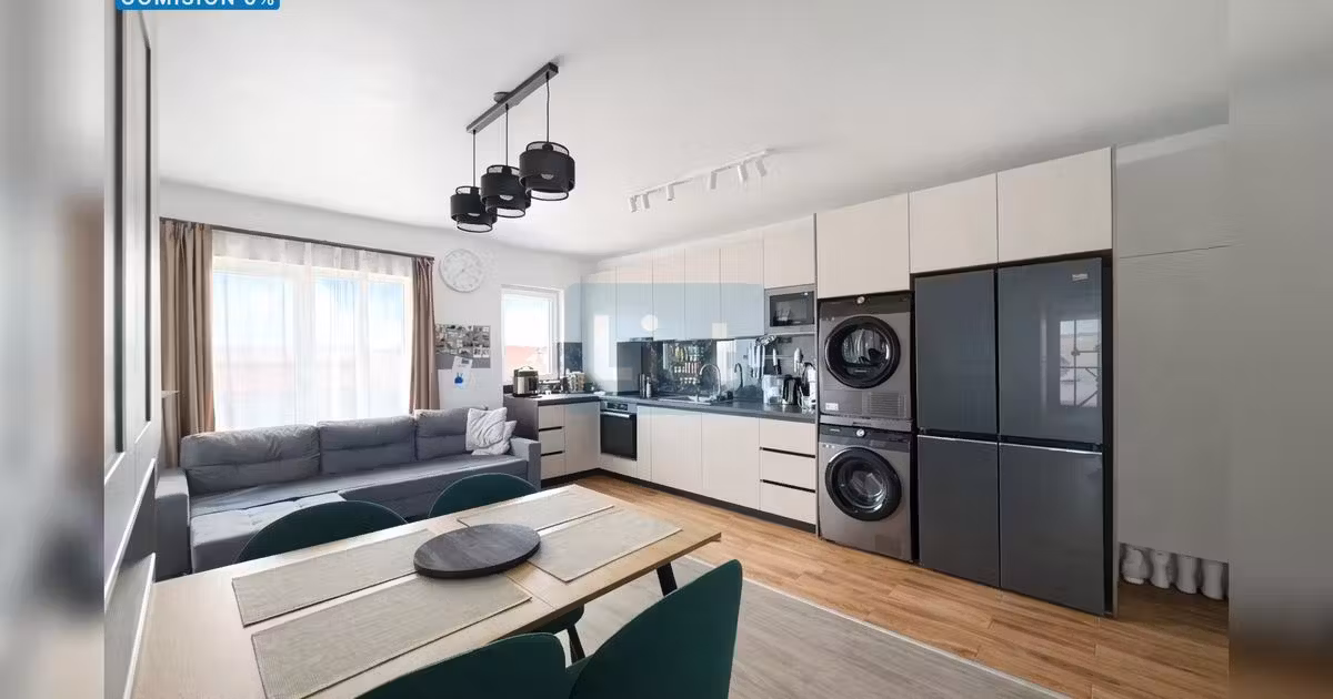 Apartament de vânzare cu 3 camere în Florești