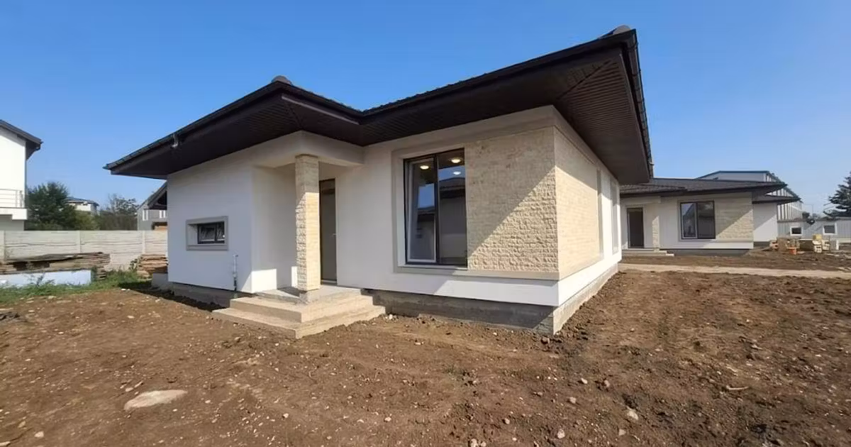 Casă individuală de vânzare cu 4 camere în Bragadiru