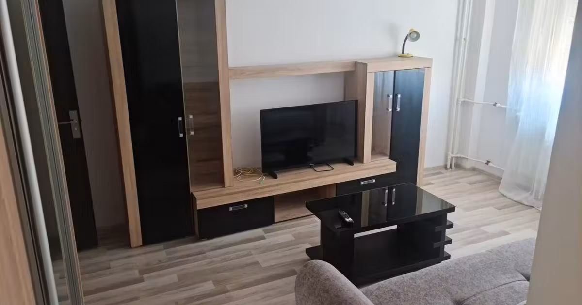 Apartament de vânzare cu 2 camere, mobilat în zona P-ța Victoriei, Ultracentral