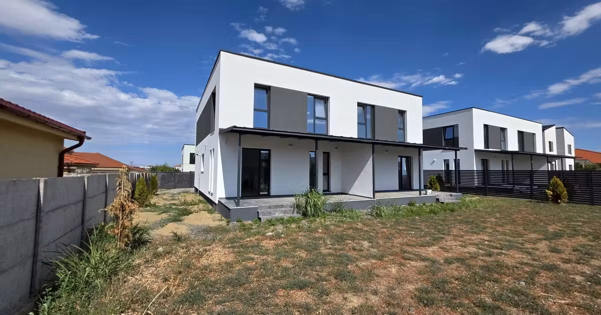 Duplex de vânzare cu 5 camere în Dumbrăvița