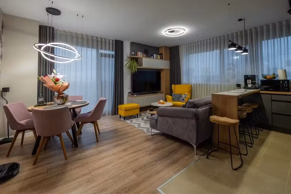 3 cam loc parcare subterana vedere panoramica XCity Towers