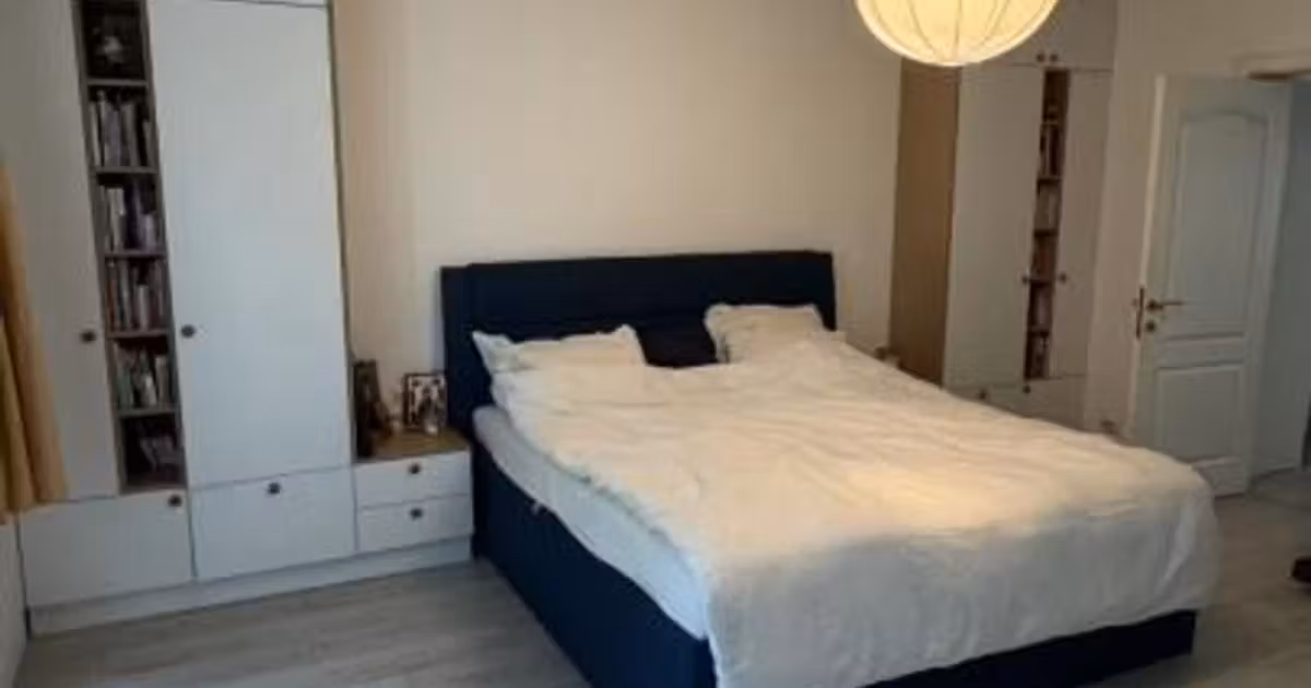 Apartament de vânzare cu 3 camere, mobilat în zona Calea Călărașilor, Sector 3
