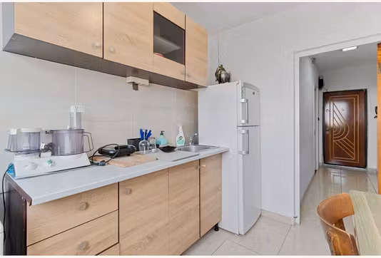 Apartament Dristor 1 si Dristor 2-intrare stradala