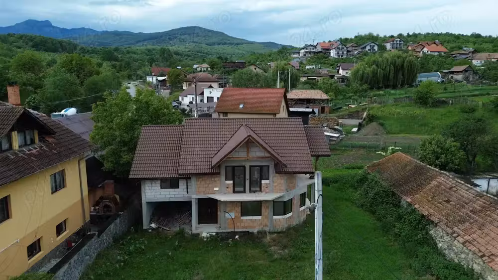 Casa    Berislavesti   Valcea