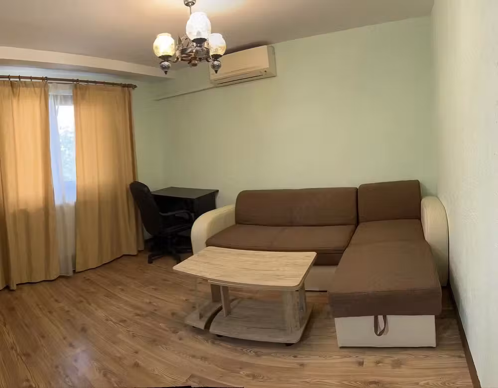 Apartament 2 camere decomandat | Zona Lipovei