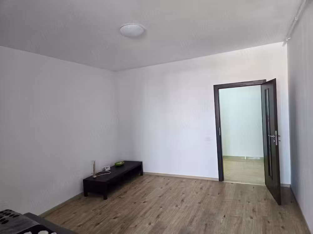 Apartament 2 cam Prel. Ghencea