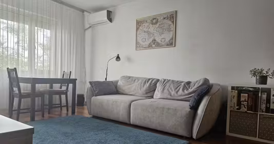 Apartament Titan