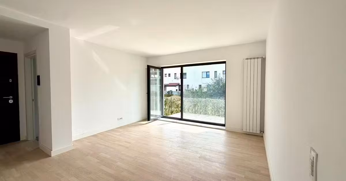 Apartament de vânzare cu 4 camere în zona Iancu Nicolae, Sector 1