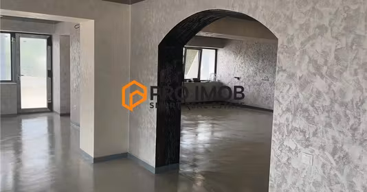 Spațiu comercial Zărnești