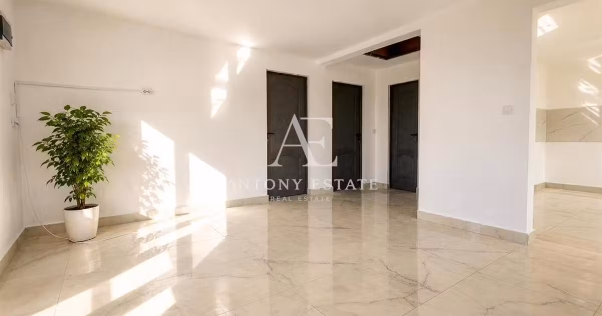 Casă de vânzare cu 3 camere în Tileagd