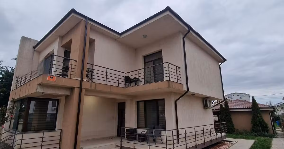 Casă individuală de vânzare cu 5 camere în Mamaia-Sat