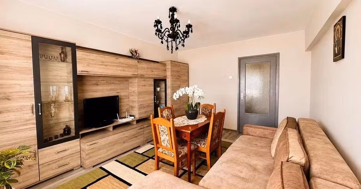 Apartament de vânzare cu 4 camere, mobilat în zona Mănăștur, Cluj-Napoca