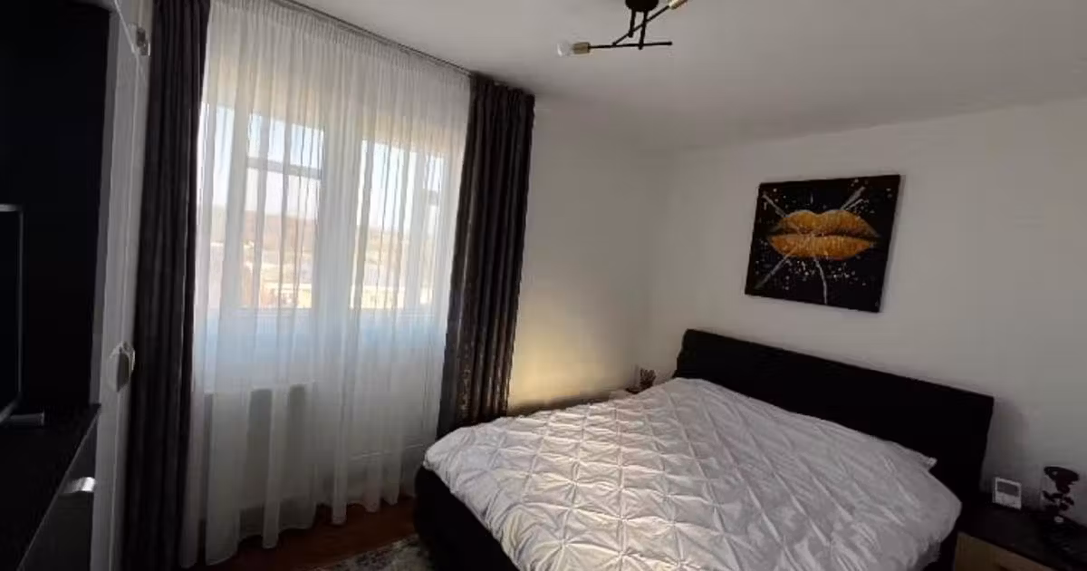Apartament de vânzare cu 2 camere în zona Tătărași, Iași