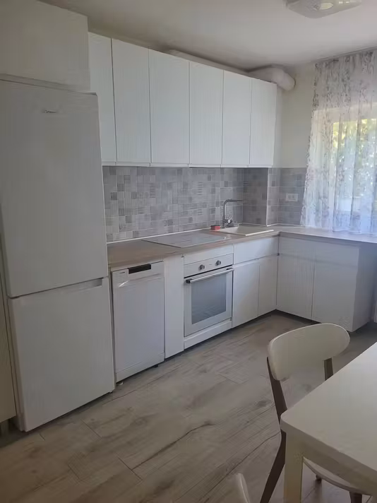 Apartament Rogerius, parcul Magnolia