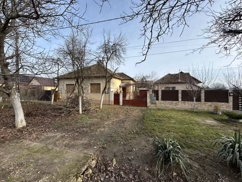 Casă · 4 camere · 140 m², Mandruloc, Arad