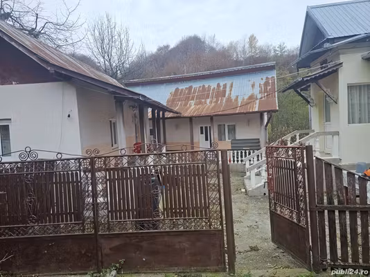 Casă Valeni-Dambovita