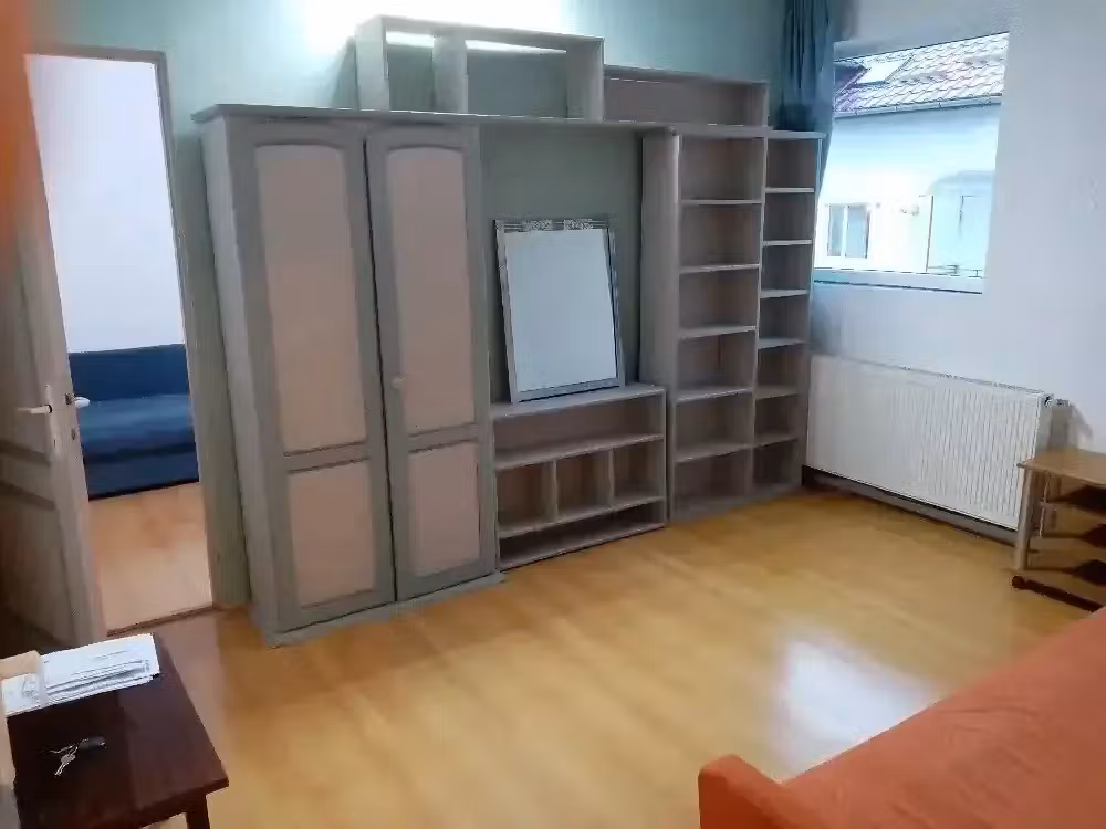 pf. dau in chirie ap.2 cam.zona Kaufland,Manastur Cj. 280 eur