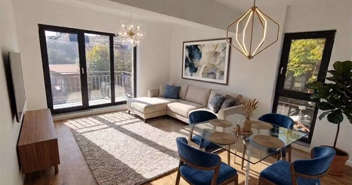 Apartament de vânzare cu 2 camere în zona Ferdinand, Sector 2