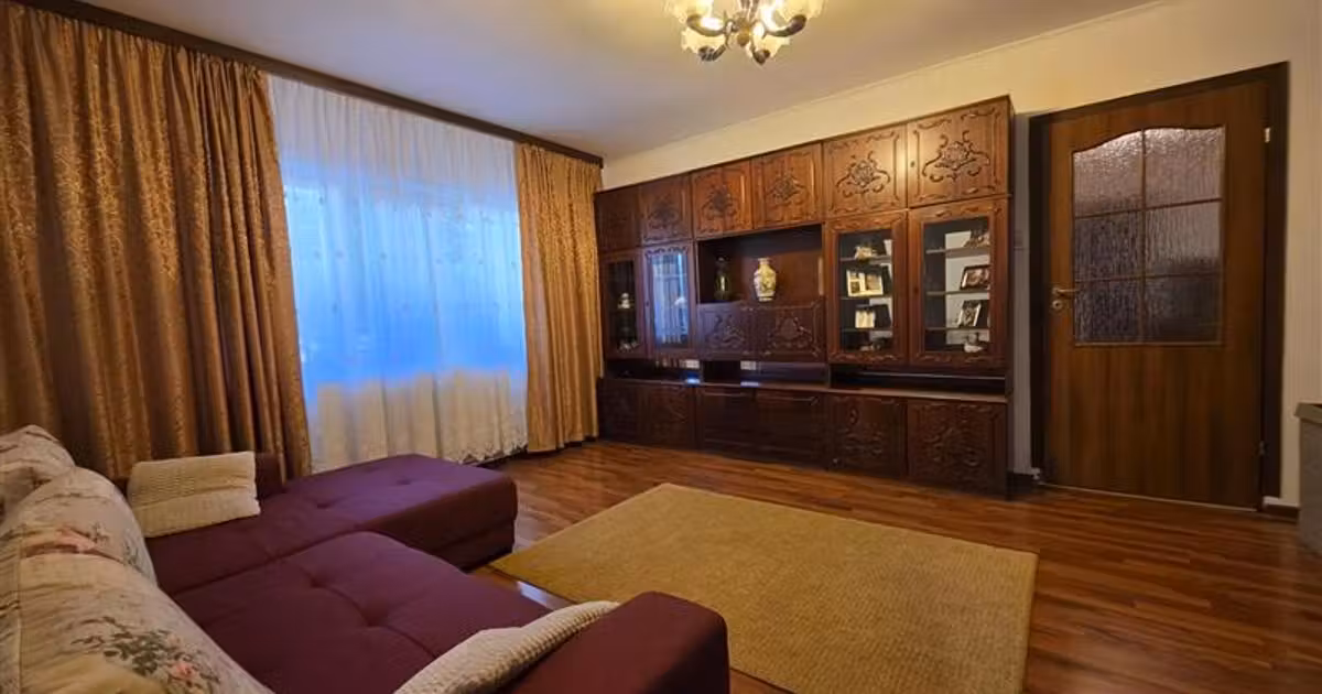Apartament de vânzare cu 2 camere, mobilat în zona Micro 14, Buzău