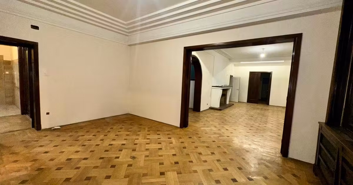 Penthouse de vânzare cu 5 camere în zona Armeneasca, Sector 2