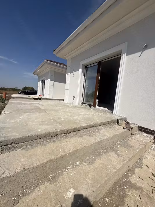 Casă Urseni