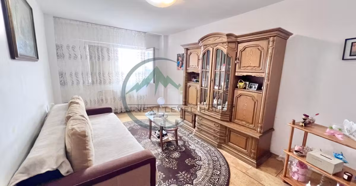 Apartament de vânzare cu 3 camere în zona Astra, Brașov