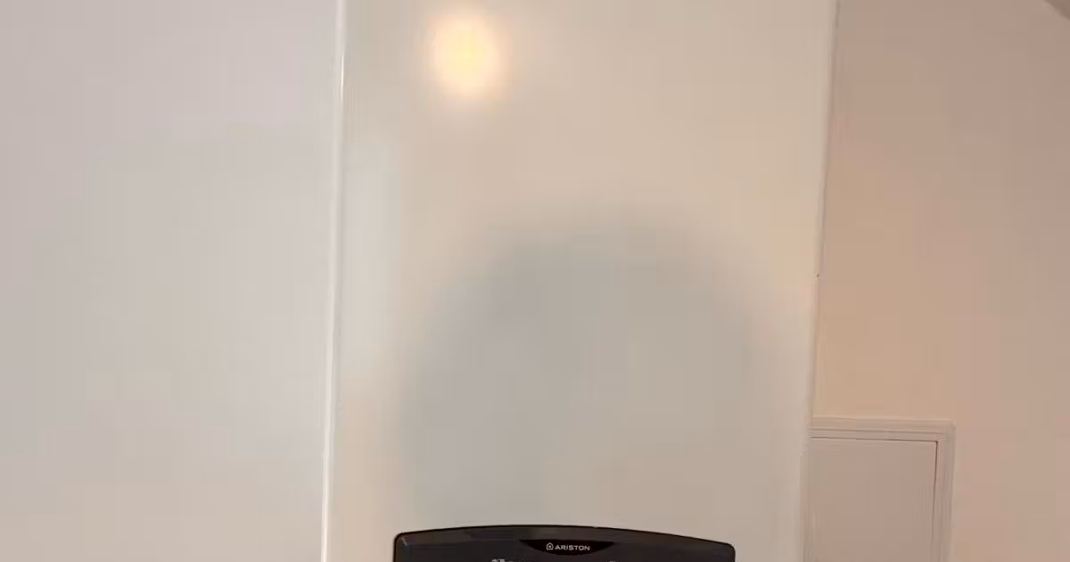 Apartament de vânzare cu 3 camere în Sinaia