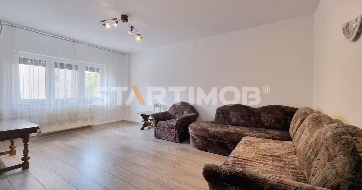Apartament de vânzare cu 2 camere, mobilat în zona Griviței, Brașov
