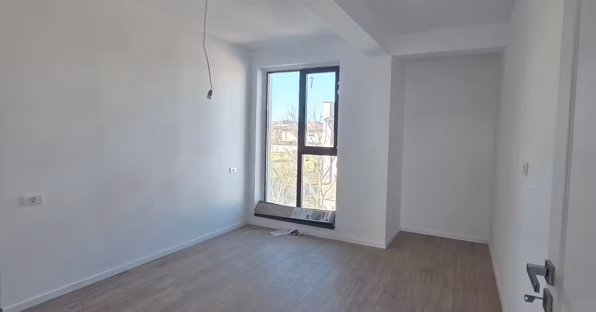 Casă de vânzare cu 4 camere în Bragadiru