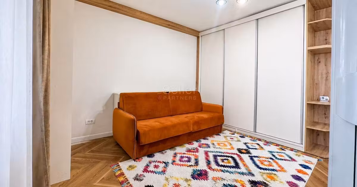Garsonieră de vânzare, mobilată în zona Brașovul Vechi, Brașov