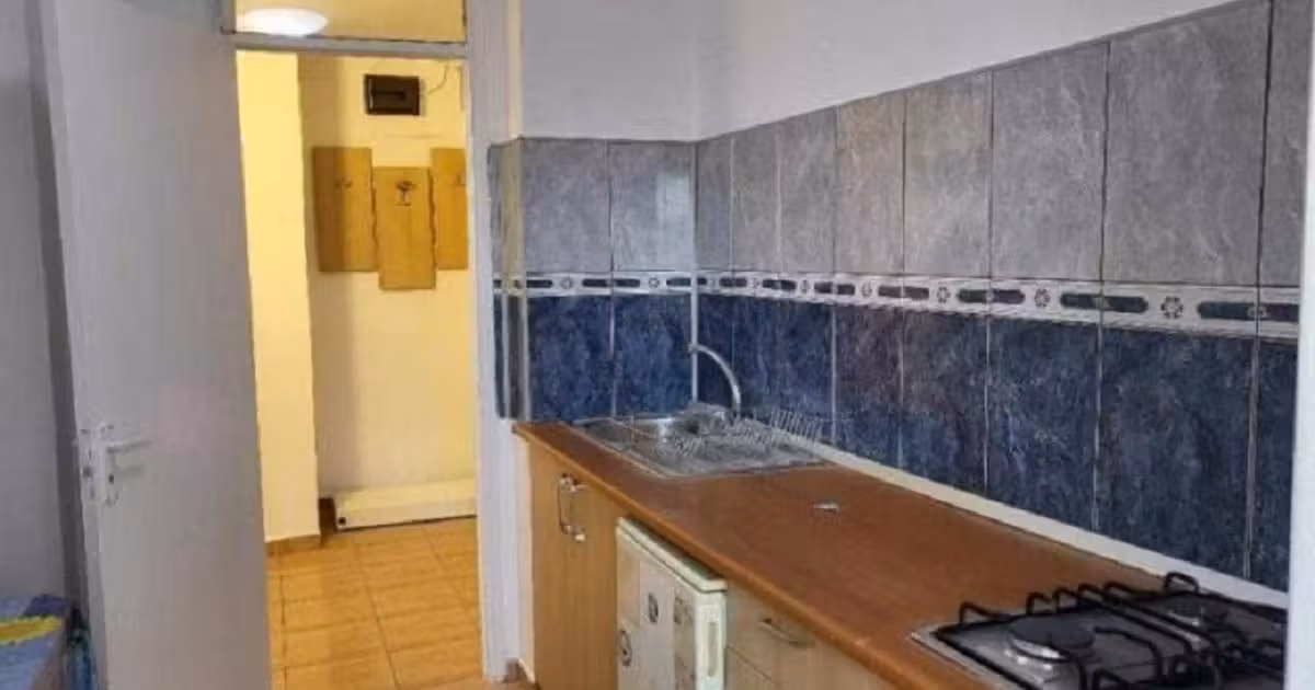 Apartament de vânzare cu 2 camere în zona Republicii, Ploiești