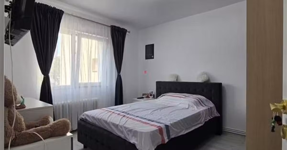 Apartament de vânzare cu 2 camere în zona Mircea cel Bătrân, Iași