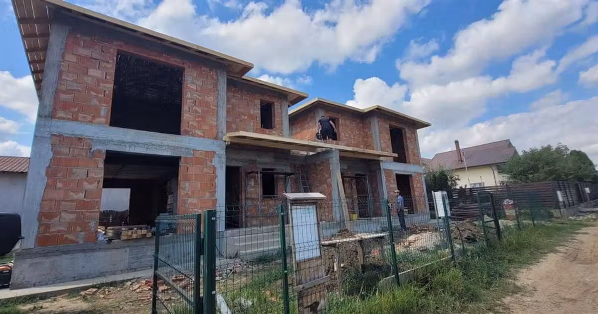 Casă de vânzare cu 4 camere în zona Valea Adâncă, Iași