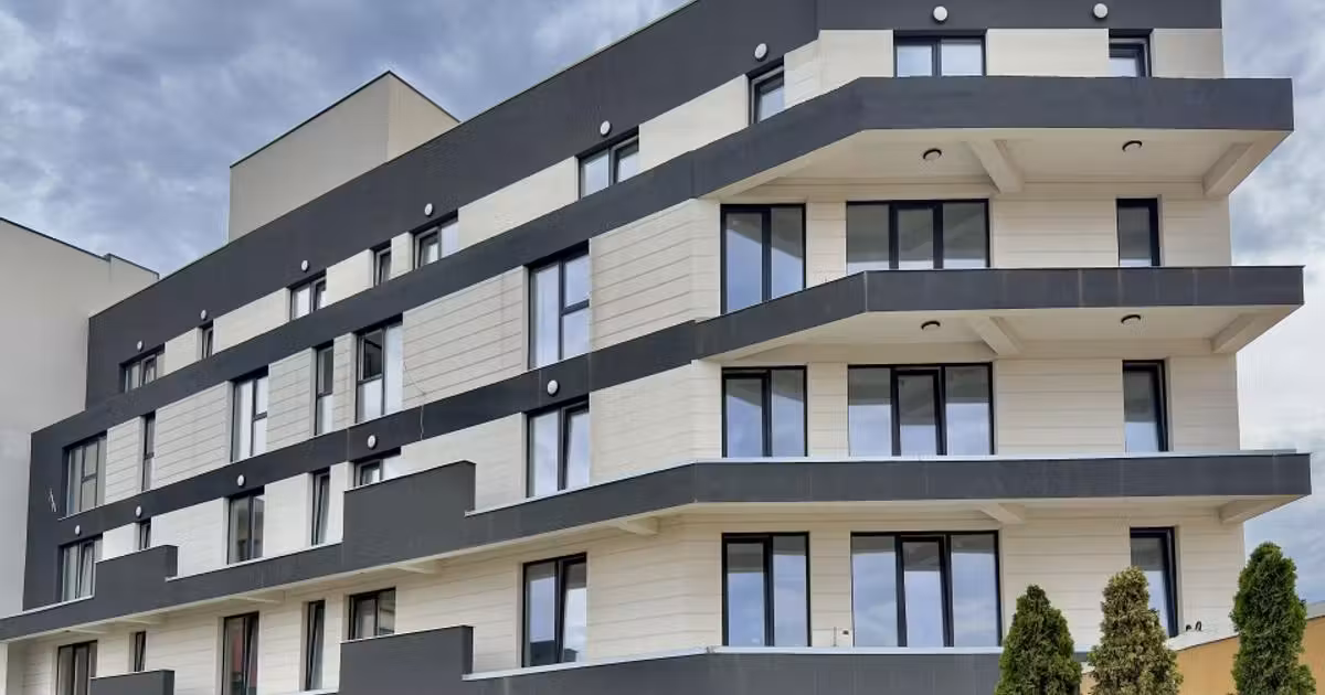 Apartament de vânzare cu 3 camere în zona Tomis Plus, Constanța