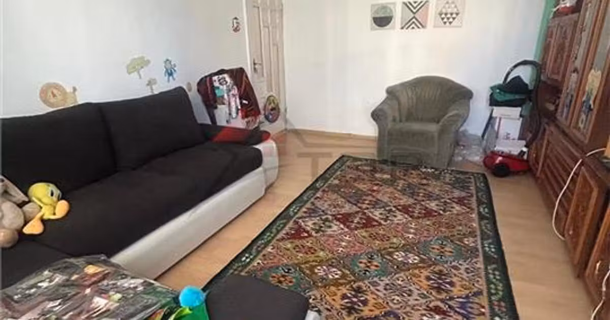Apartament de vânzare cu 3 camere în zona Dacia, Iași