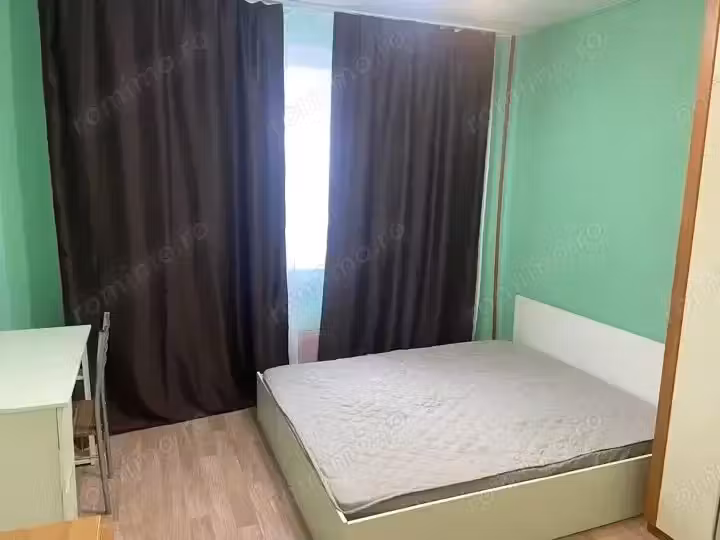 De inchiriat garsoniera in zona Aradului