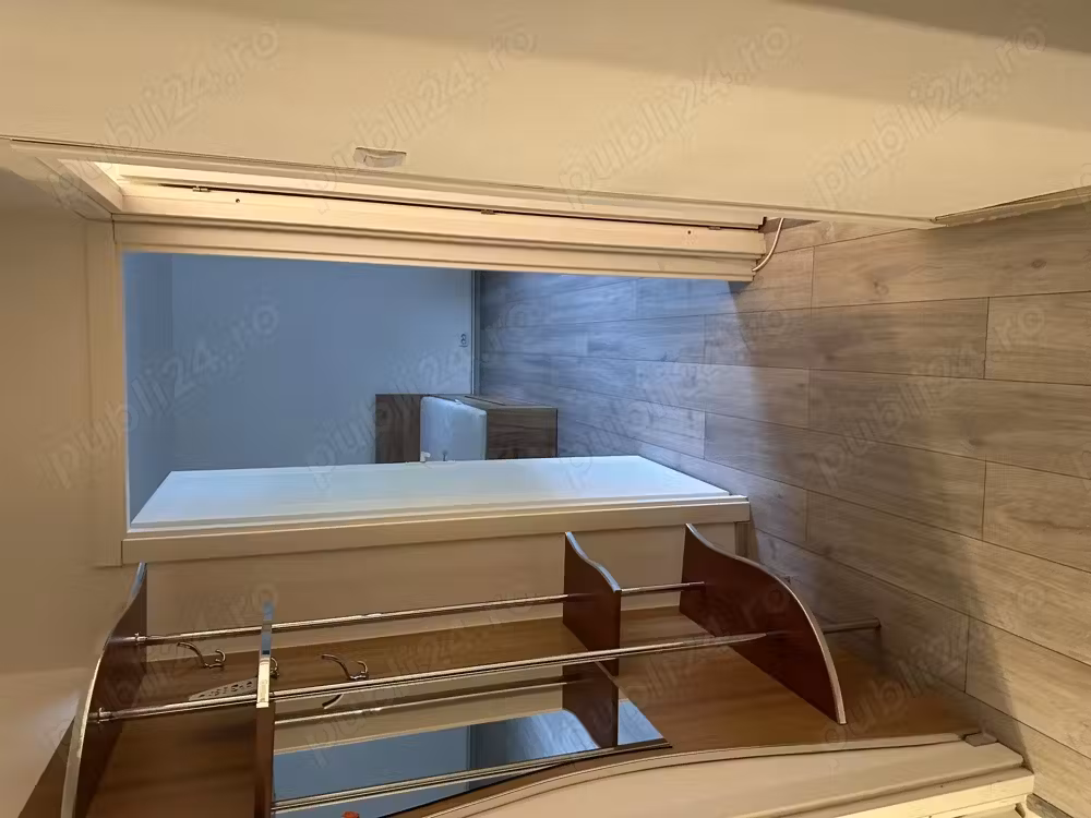 Ofer spre închiriere garsonieră de 40 mp, curată, semimobilată minim 1 an