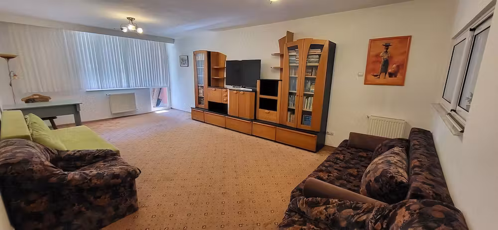 Apartament 93 mp, decomandat, Buna Ziua