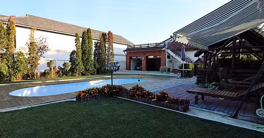 Casă Izvorani