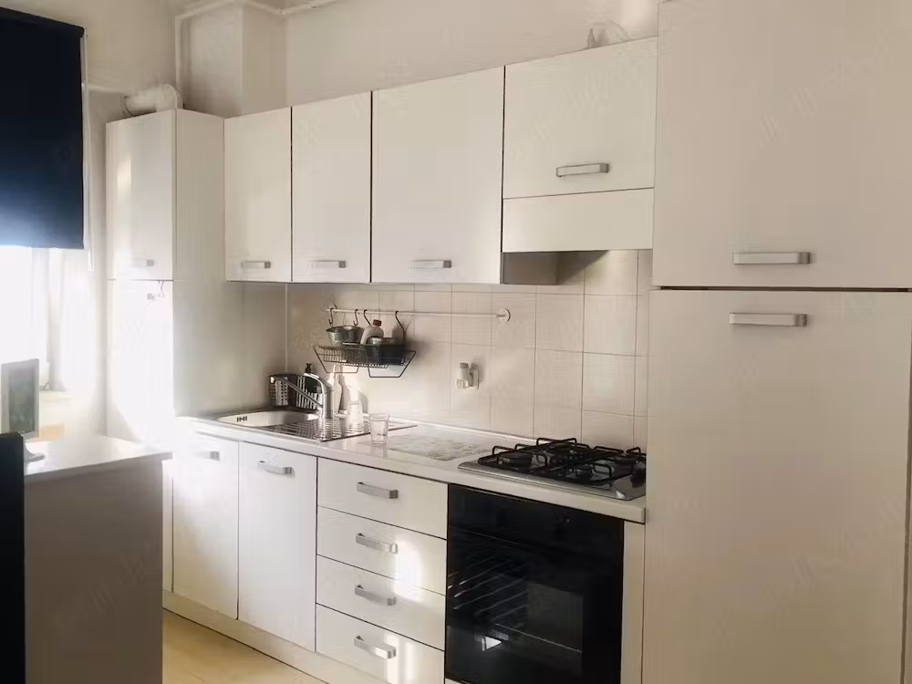 Inchiriez Apartament 2 camere Complex Europa
