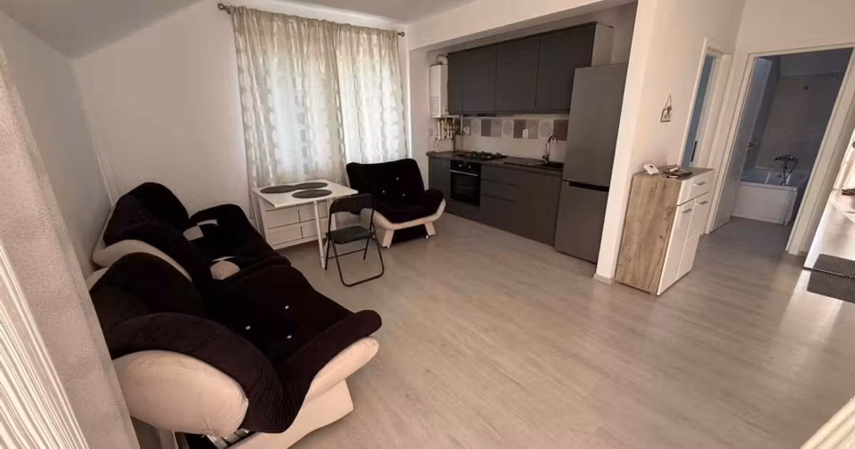 Apartament de vânzare cu 3 camere în Florești