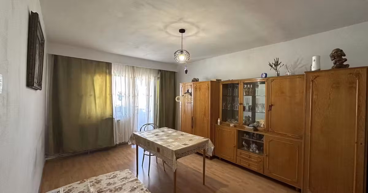 Apartament de vânzare cu 3 camere, mobilat în zona Mărăști, Cluj-Napoca