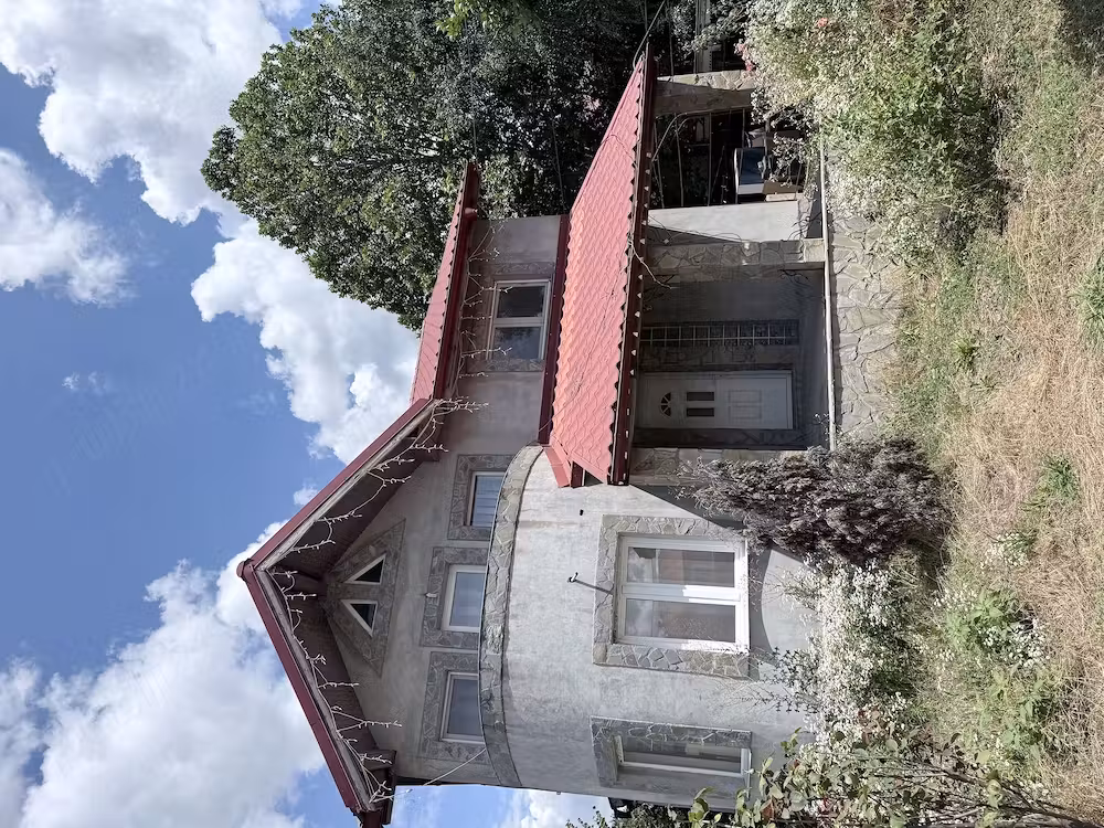 Casă · 4 camere · 240 m², Baldana, Răcari